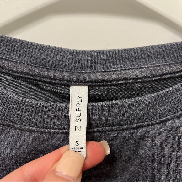 Z Supply dark blue camo relaxed pullover crewneck - Picture 6 of 6